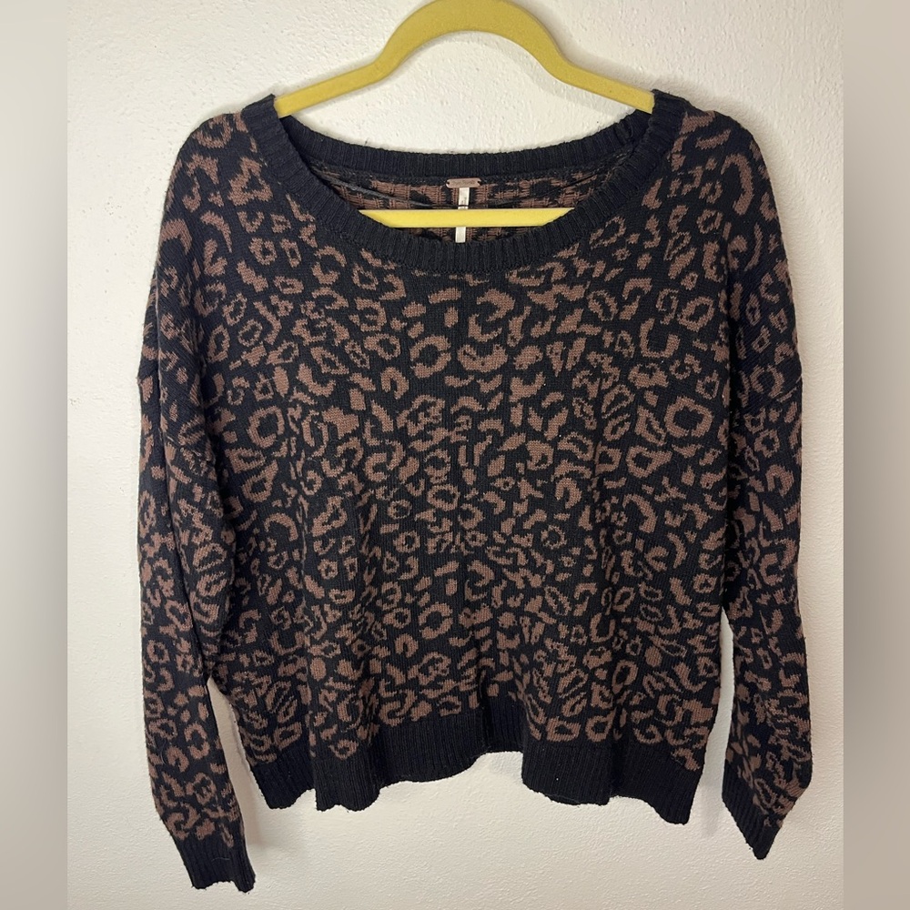 FREE PEOPLE Leopard Print Sweater Black and Brown Size Small